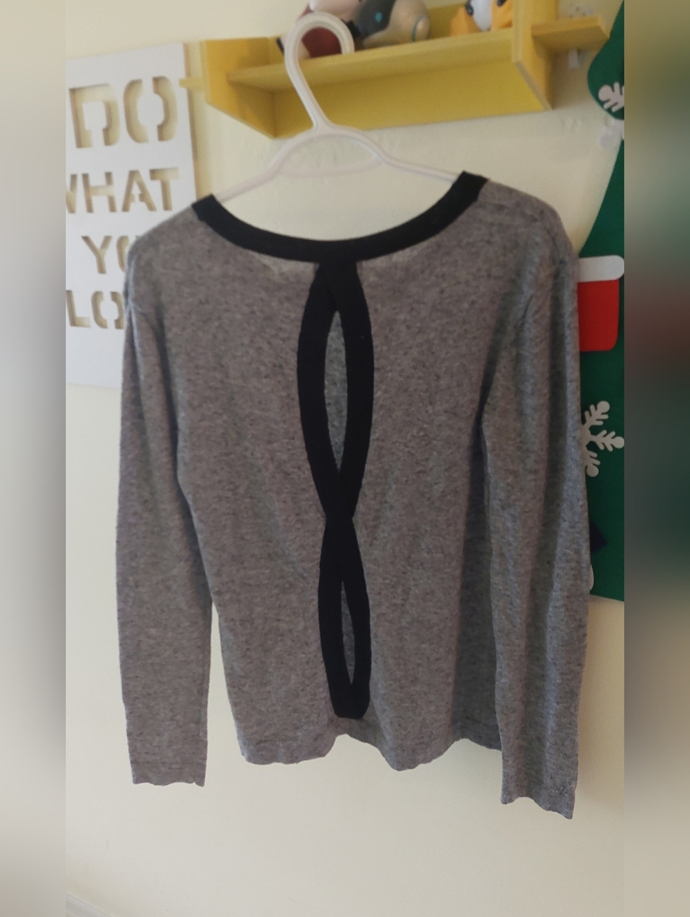 3/$15 RW&Co Gray Linen blend Long Sleeve top
